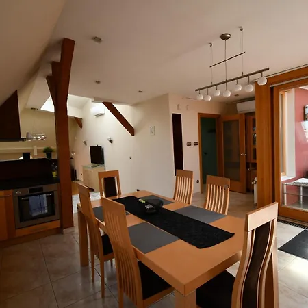Anna Penthouse Apartment Budapest